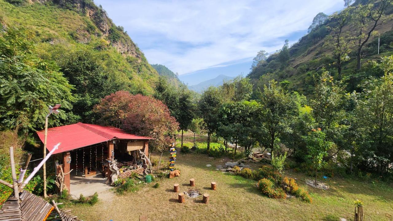 Hobo Huts By The Riverside Panuanaula ภายนอก รูปภาพ