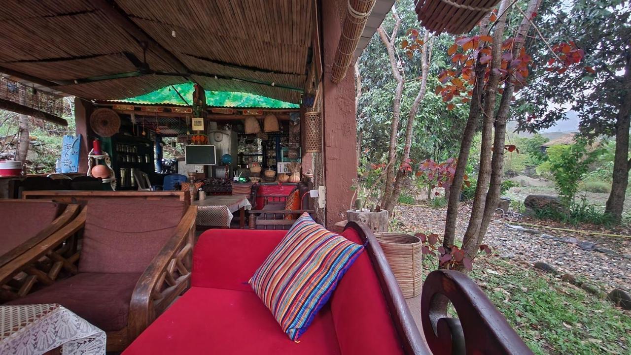 Hobo Huts By The Riverside Panuanaula ภายนอก รูปภาพ