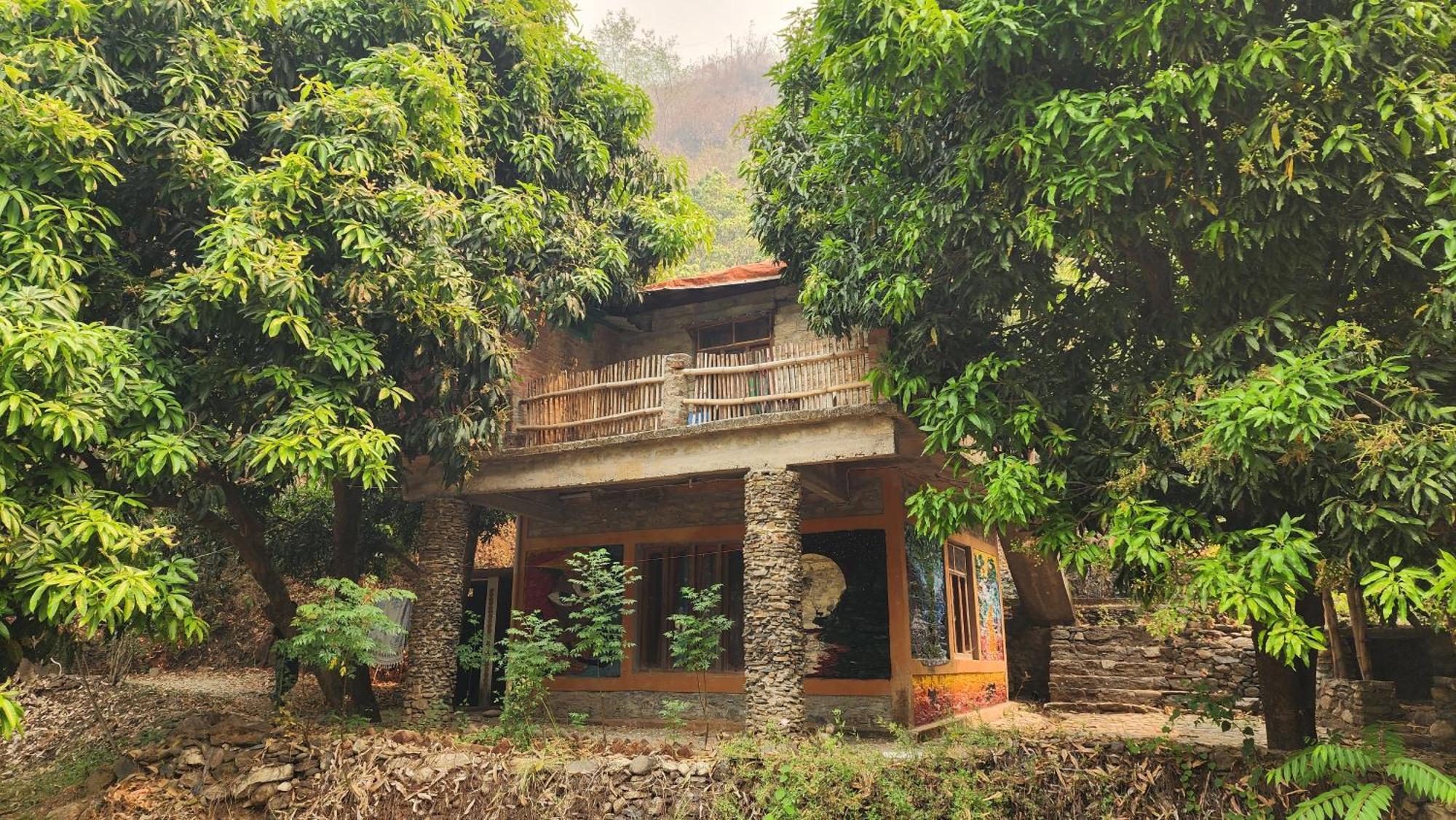 Hobo Huts By The Riverside Panuanaula ภายนอก รูปภาพ